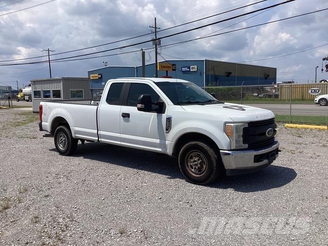 Ford F-250 Pikaplar
