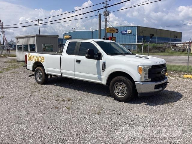 Ford F-250 Pikaplar