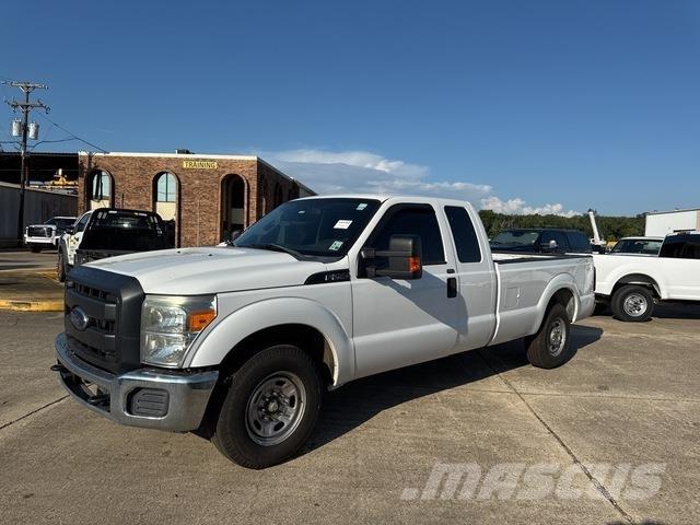 Ford F-250 Pikaplar