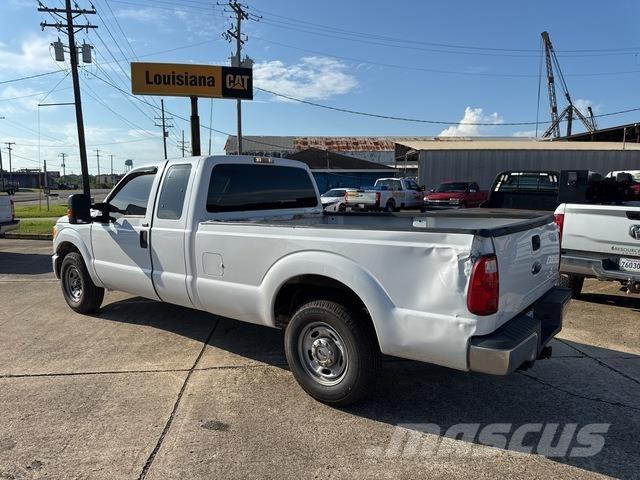 Ford F-250 Pikaplar