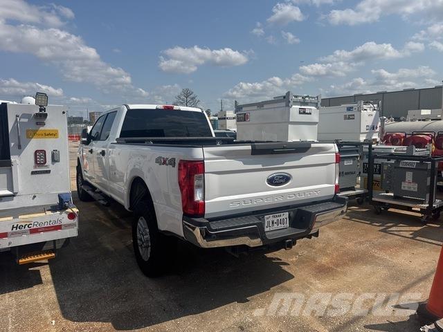Ford F-250 Pikaplar