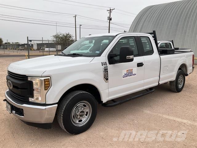 Ford F-250 Pikaplar