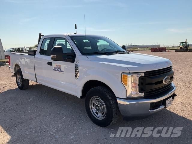 Ford F-250 Pikaplar