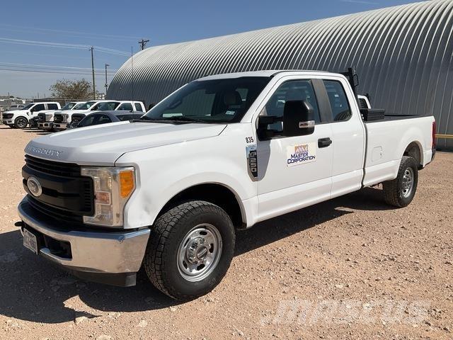 Ford F-250 Pikaplar