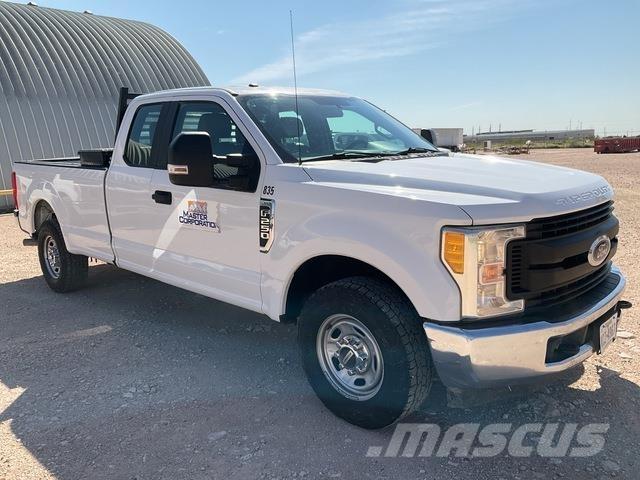 Ford F-250 Pikaplar