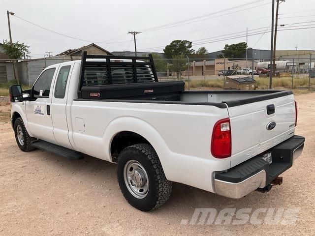 Ford F-250 Pikaplar