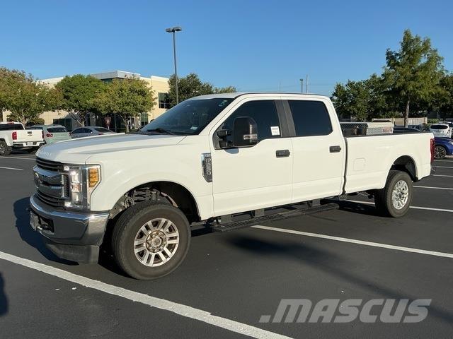 Ford F-250 Pikaplar