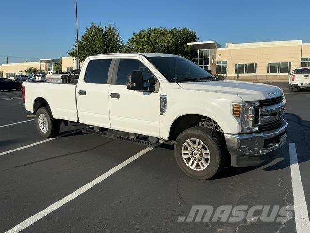 Ford F-250 Pikaplar