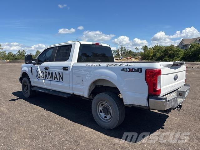 Ford F-250 Pikaplar