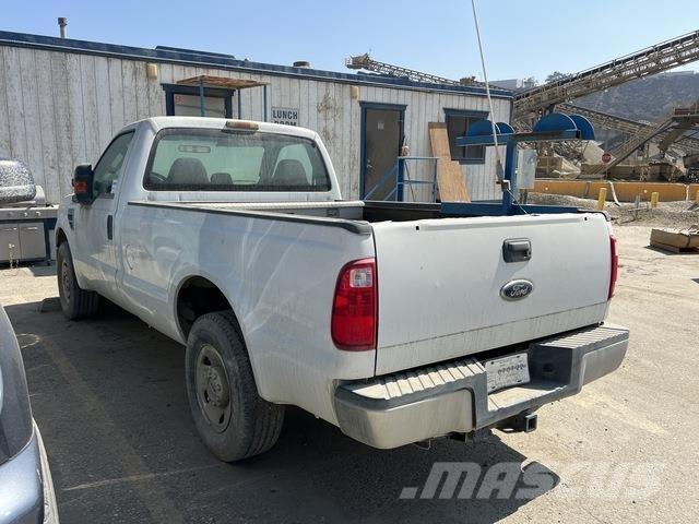 Ford F-250 Pikaplar