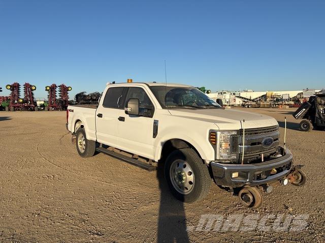 Ford F-250 Pikaplar