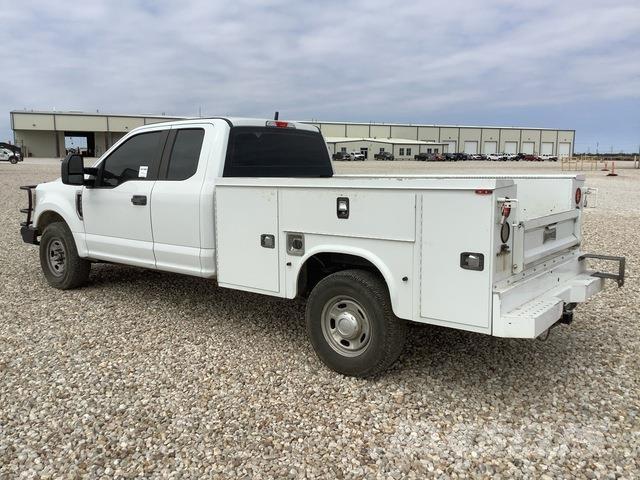 Ford F-250 Pikaplar