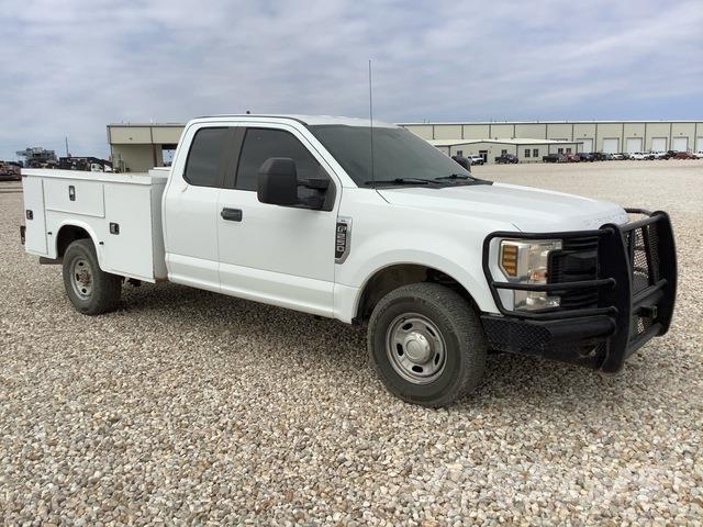 Ford F-250 Pikaplar