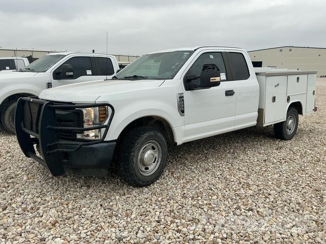 Ford F-250 Pikaplar