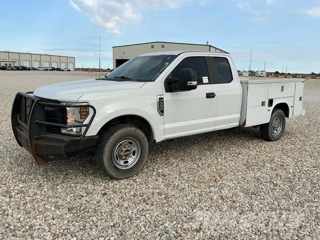 Ford F-250 Pikaplar