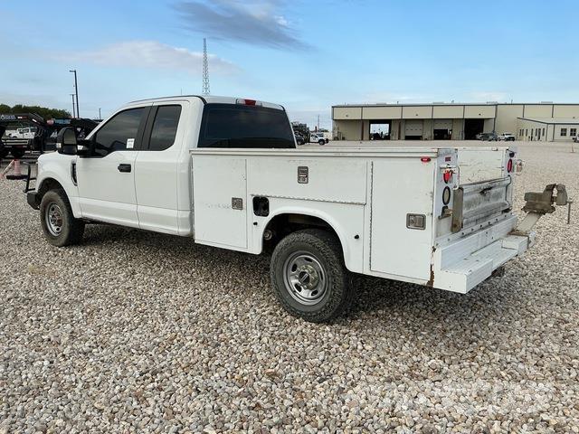 Ford F-250 Pikaplar