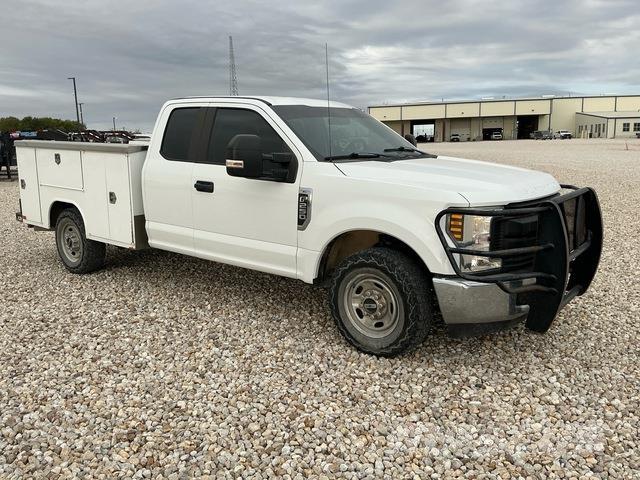 Ford F-250 Pikaplar