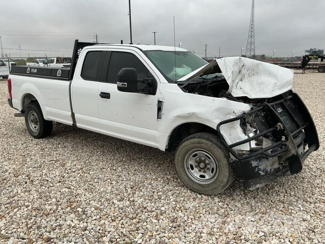 Ford F-250 Pikaplar