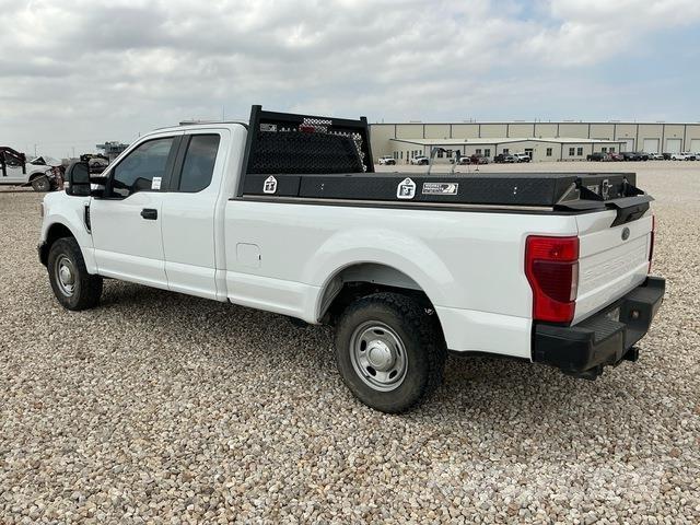 Ford F-250 Pikaplar