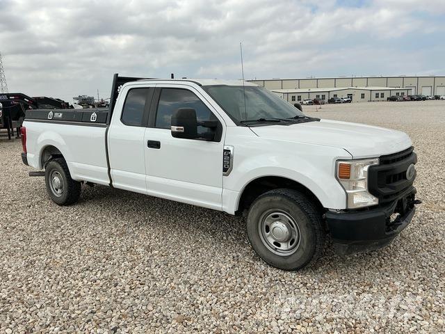 Ford F-250 Pikaplar