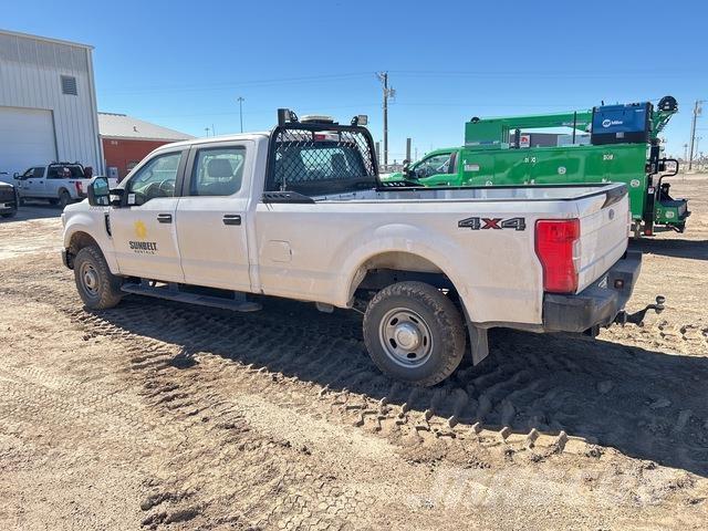 Ford F-250 Pikaplar