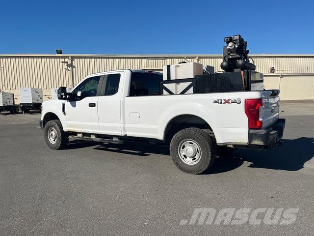 Ford F-250 Pikaplar