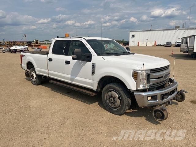 Ford F-350 Pikaplar