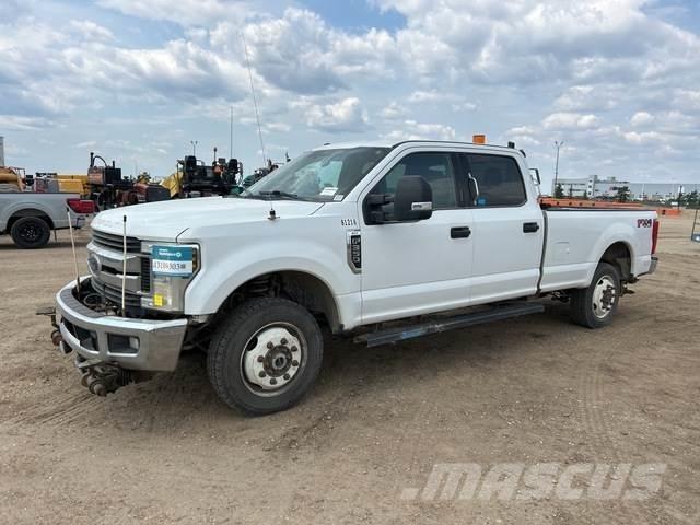 Ford F-350 Pikaplar