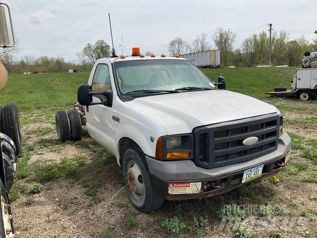 Ford F-350 Kabinler