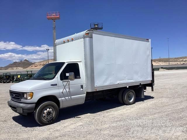 Ford F-350 Kapali kasa kamyonlar