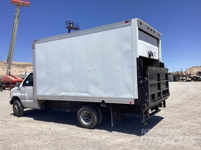 Ford F-350 Kapali kasa kamyonlar