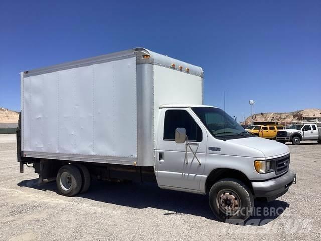 Ford F-350 Kapali kasa kamyonlar