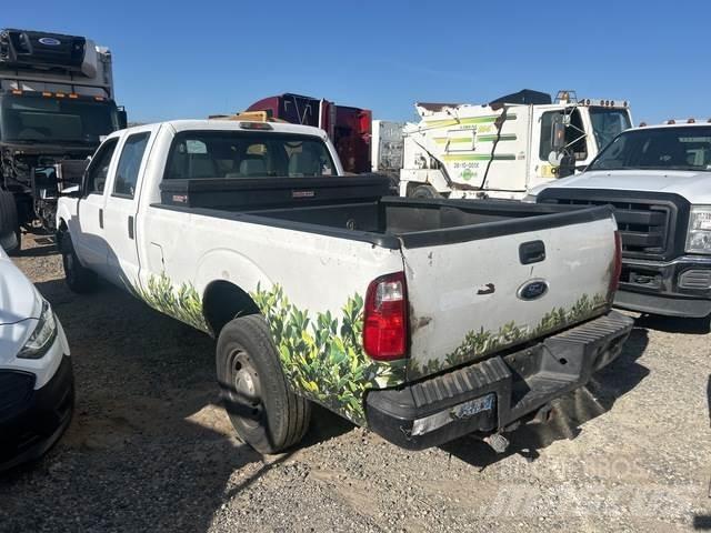 Ford F-350 Diger