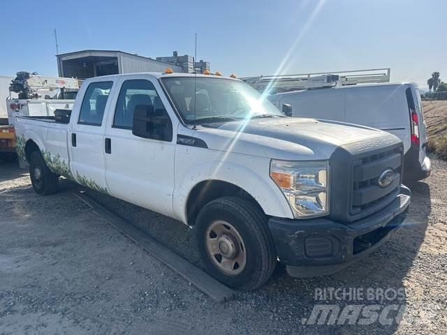 Ford F-350 Diger