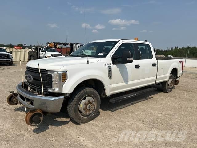 Ford F-350 Pikaplar