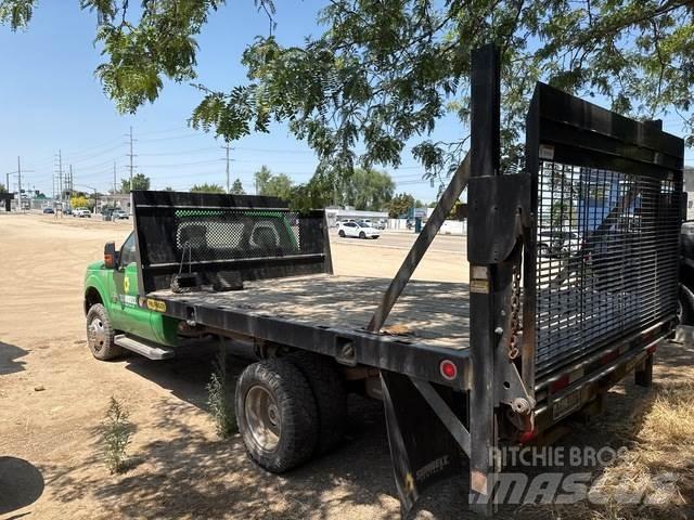 Ford F-350 Flatbed kamyonlar