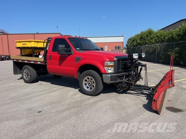 Ford F-350 Kar küreme biçaklari