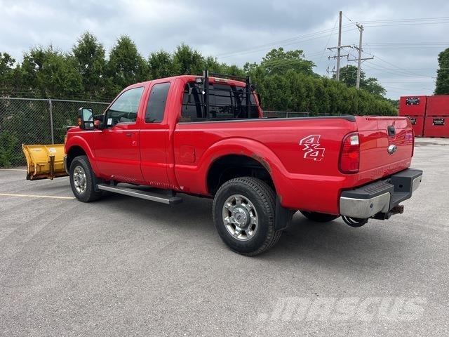 Ford F-350 Pikaplar