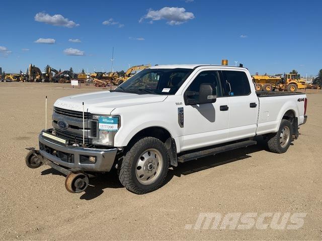 Ford F-350 Pikaplar