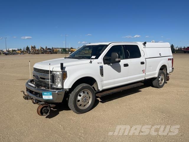 Ford F-350 Pikaplar