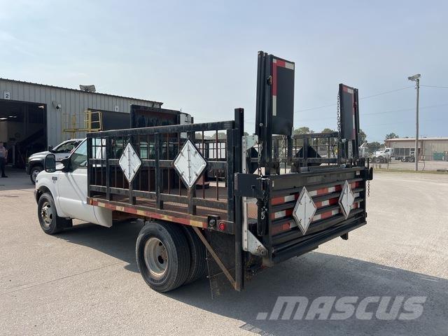 Ford F-350 Flatbed kamyonlar