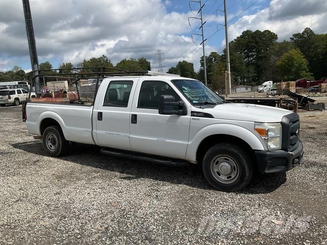 Ford F-350 Pikaplar
