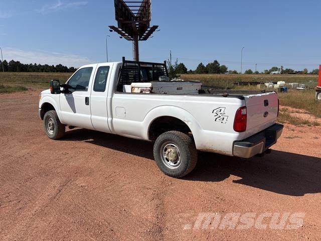 Ford F-350 Pikaplar