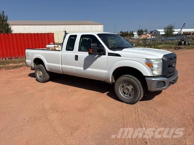 Ford F-350 Pikaplar