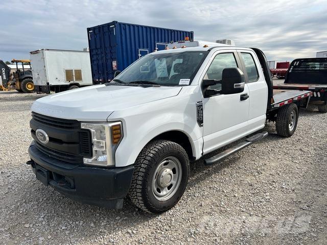 Ford F-350 Flatbed kamyonlar