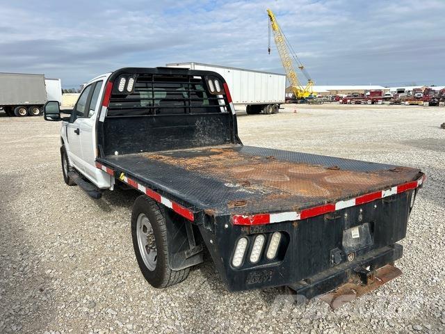 Ford F-350 Flatbed kamyonlar