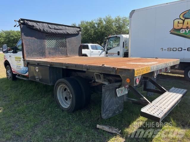 Ford F-450 Flatbed kamyonlar