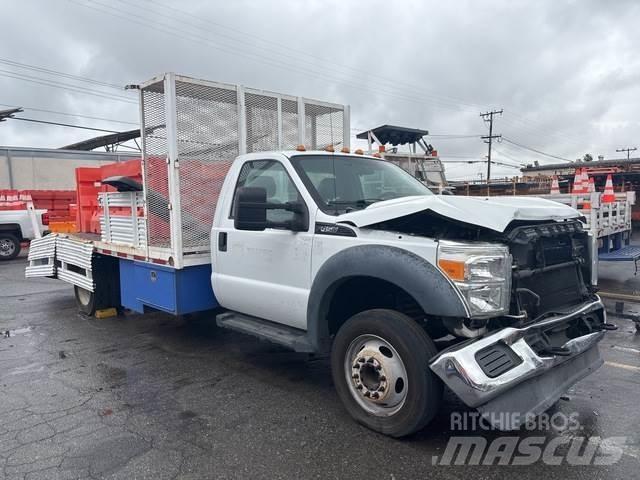 Ford F-450 Flatbed kamyonlar
