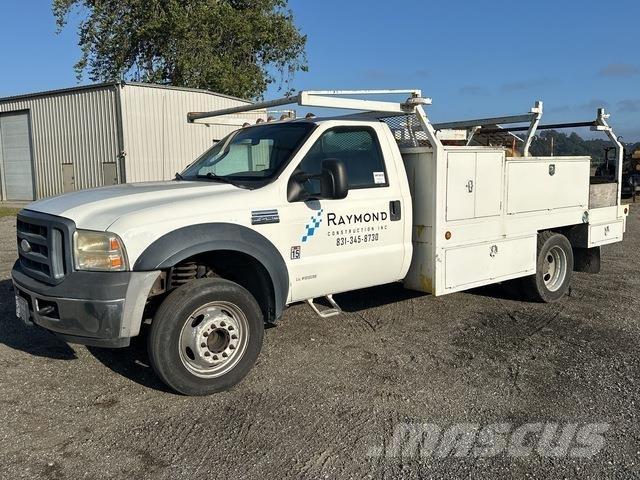 Ford F-450 Pikaplar