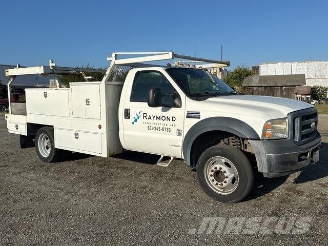 Ford F-450 Pikaplar